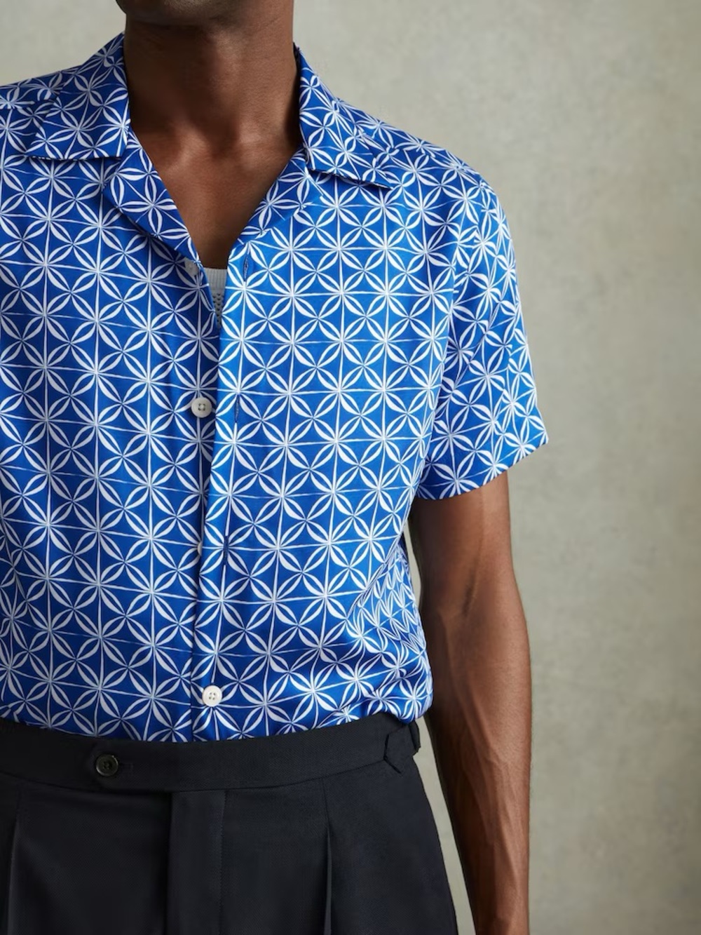 Reiss Blue & White Tintipan short-sleeve Cuban collar shirt